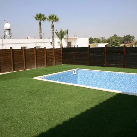 Alexandria Villas *